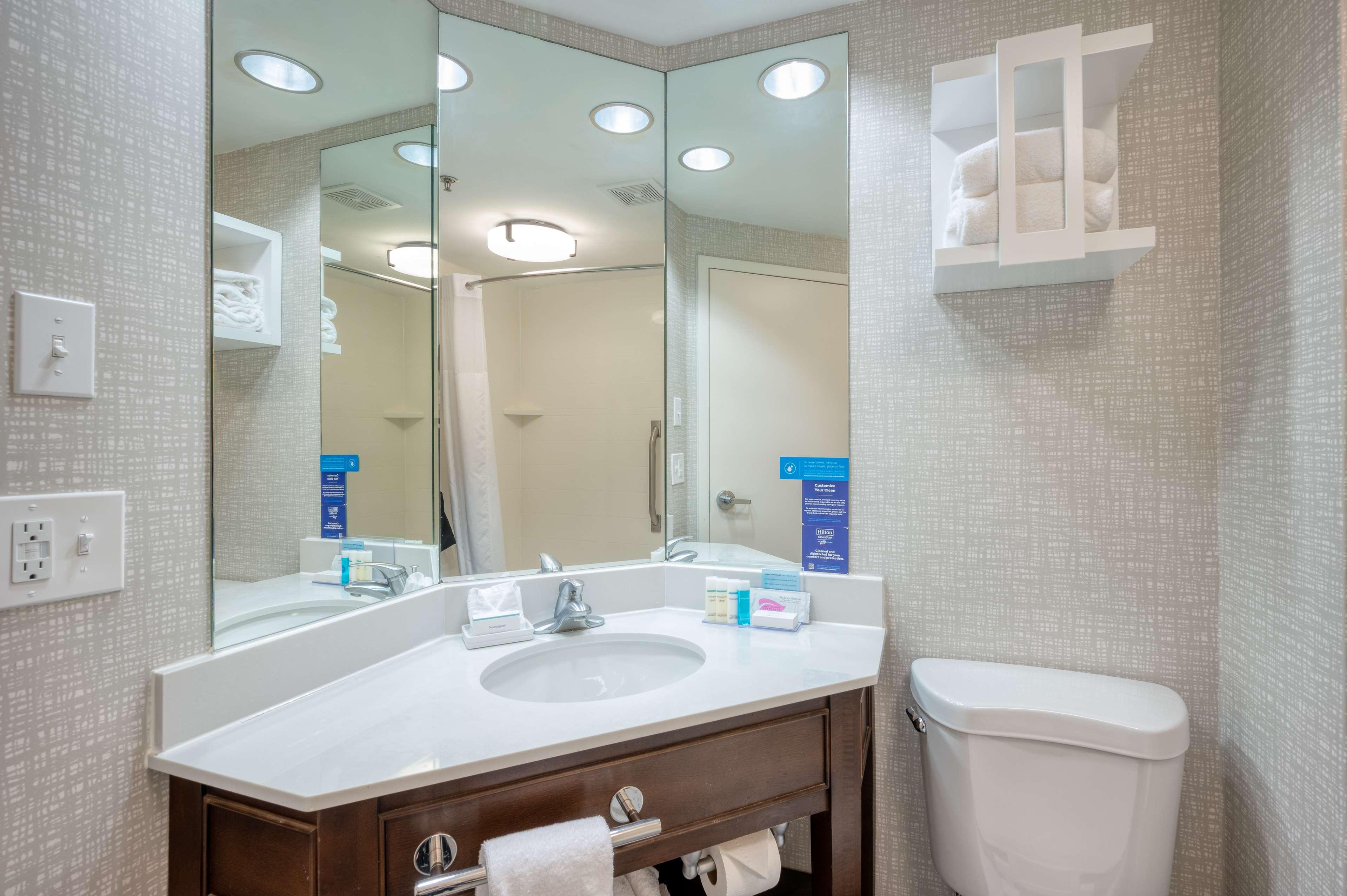 Hampton Inn Janesville Dış mekan fotoğraf