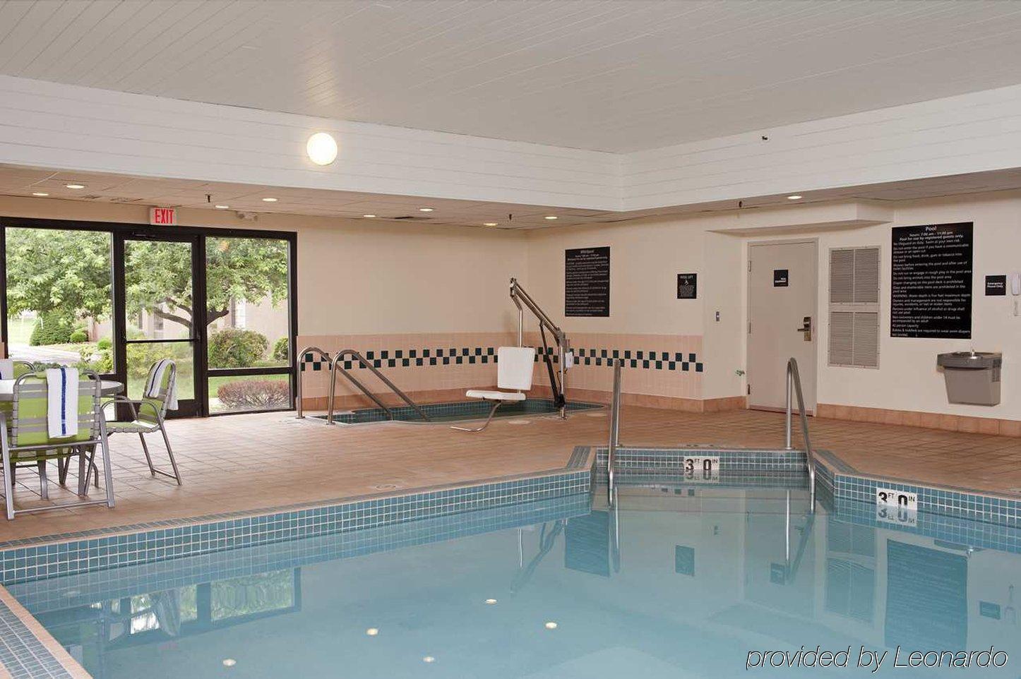 Hampton Inn Janesville Dış mekan fotoğraf