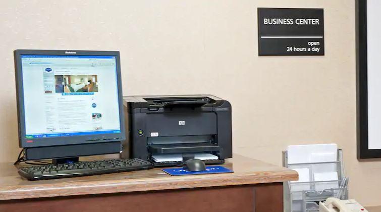 Hampton Inn Janesville Dış mekan fotoğraf